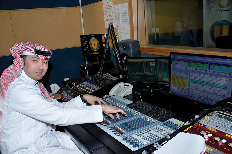 المذيع‭ ‬محمد‭ ‬المقبل‭:‬ لست‭ ‬مهووساً‭ ‬بالشهرة‭ ‬والإعلام‭ ‬بالنسبة‭ ‬لي‭ ‬لقمة‭ ‬عيش